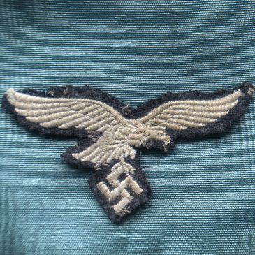 Luftwaffe eagle tunic removed
